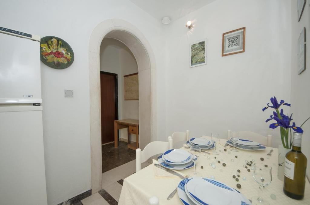 Apartments Kalajzic Pucisca Exterior foto